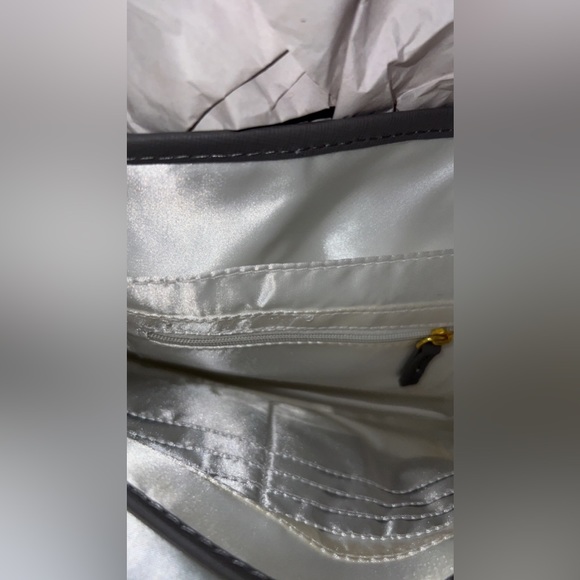 JOY & IMAN Fashionably Functional Leather Pop Tote (BRAND NEW) - Picture 10 of 15